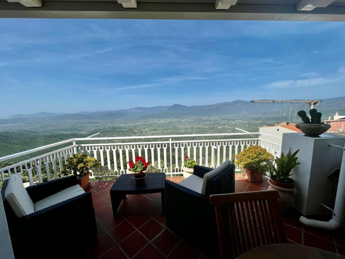 Appartamento Con Vista Panoramica バウネーイ エクステリア 写真